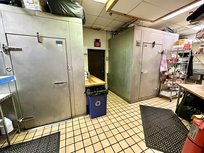More Photos Of 150 Rifle Camp Rd, Woodland Park General Retail For Lease