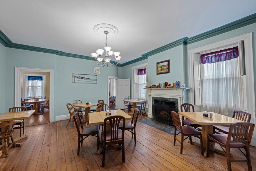 More Photos Of 122 Main St, Charlestown Restaurant For Sale
