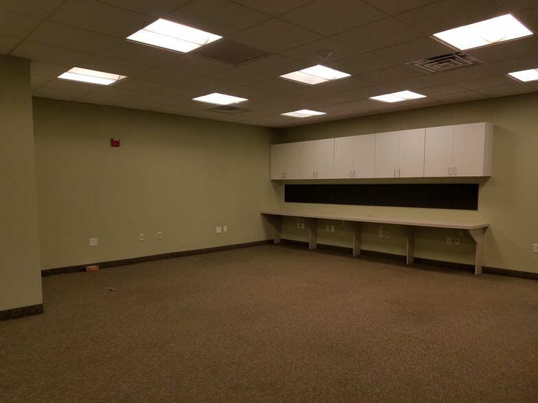 More Photos Of 458 Putnam Pike, Greenville Daycare Center For Lease
