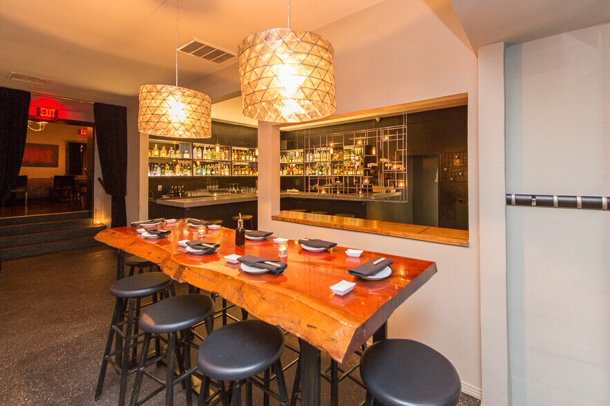 More Photos Of 12223 W Washington Blvd, Los Angeles Restaurant For Lease