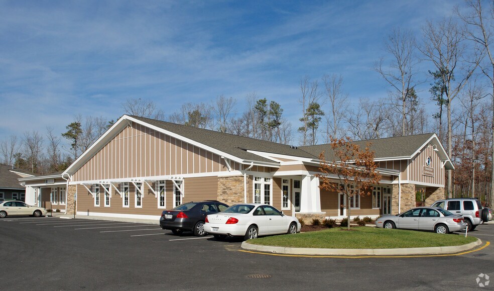 Primary Photo Of 2369-2373 Colony Crossing Pl, Midlothian Office For Lease