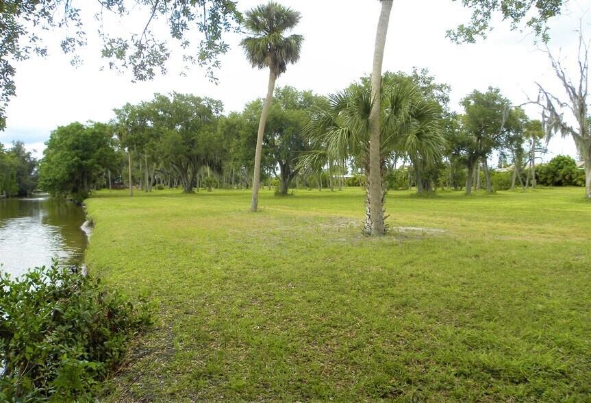 More Photos Of 35 Winar Dr, Merritt Island Land For Sale