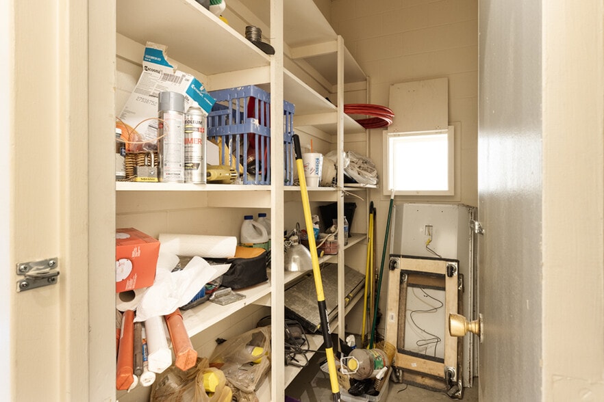 More Photos Of 8871 Griffith Rd, Nashville Warehouse For Sale