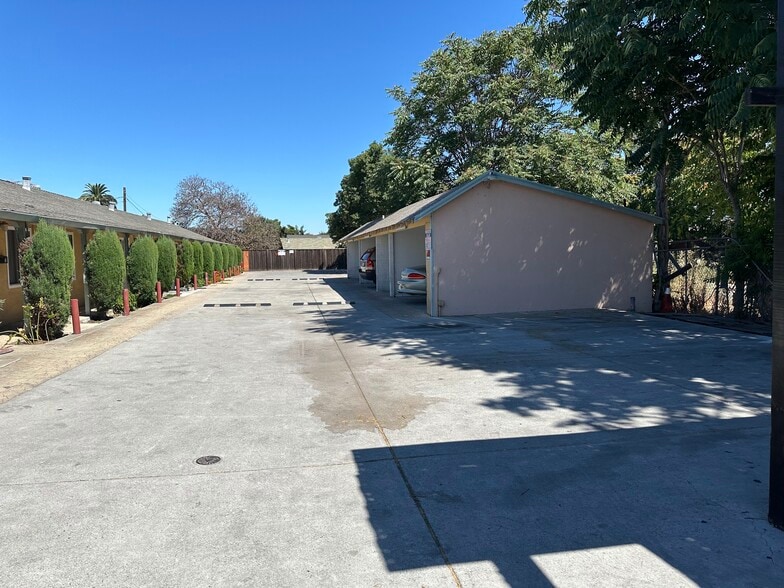 More Photos Of 1661 Alum Rock Ave, San Jose Apartments For Sale