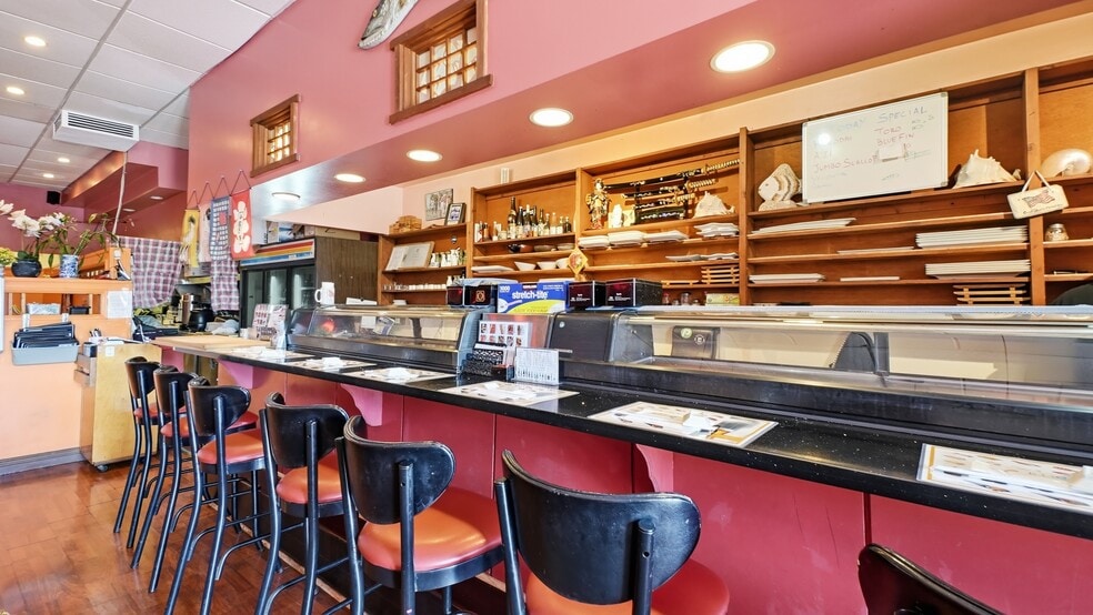 More Photos Of 409 Main St, El Segundo Storefront For Sale