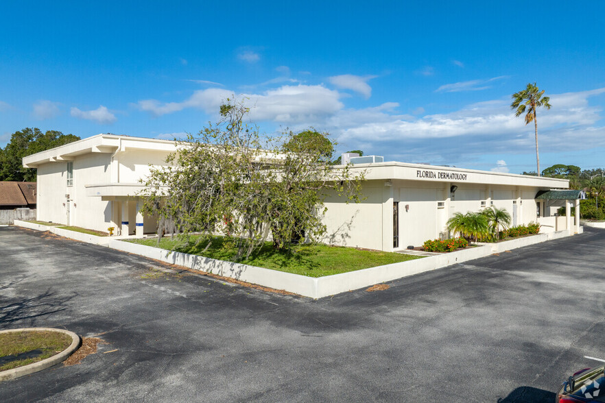 Primary Photo Of 500 N Washington Ave, Titusville Medical For Sale