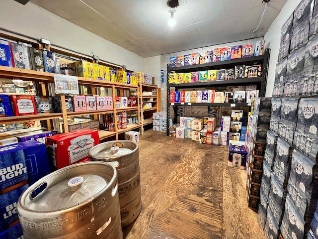 More Photos Of 503 E Elm Dr, Loyal Freestanding For Sale