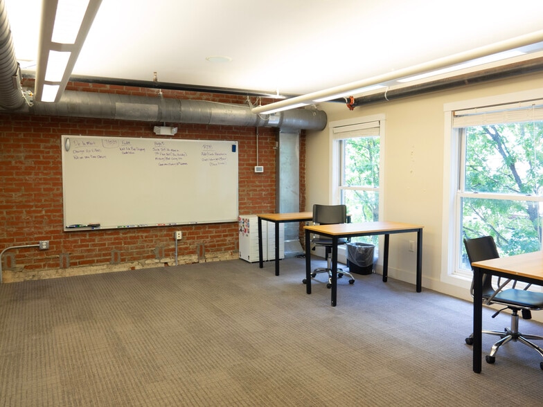More Photos Of 213 Fayetteville St, Raleigh Office For Lease