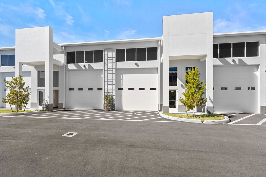 More Photos Of 3584 Plover, Naples Warehouse For Sale