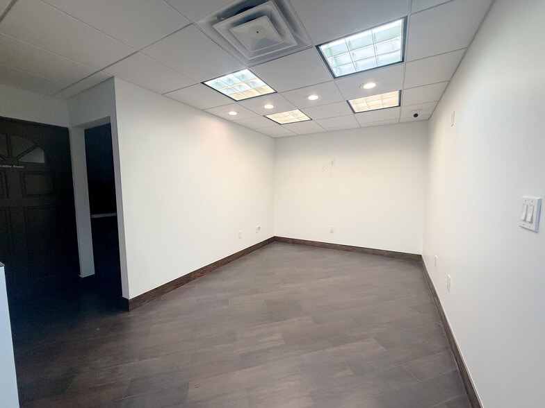 More Photos Of 3030-3050 NW 82nd Ave, Miami Showroom For Sale