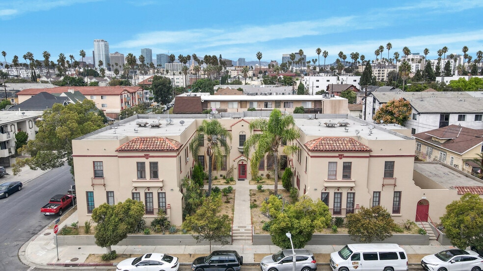 More Photos Of 2375 W 12th St, Los Angeles Apartments For Sale