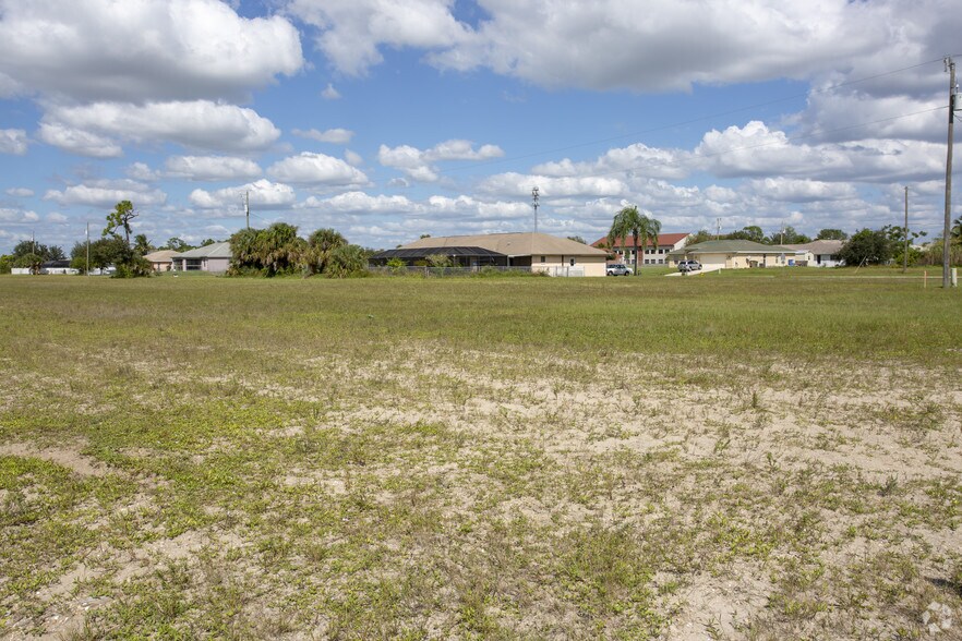 More Photos Of 2013 Skyline Blvd, Cape Coral Land For Sale