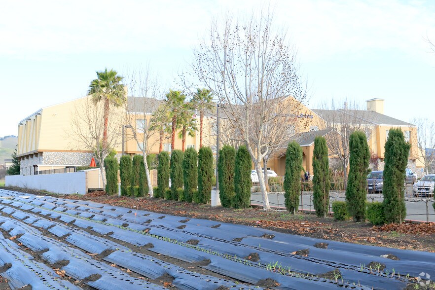 More Photos Of 3800 Broadway Highway 29, American Canyon Hotel For Sale