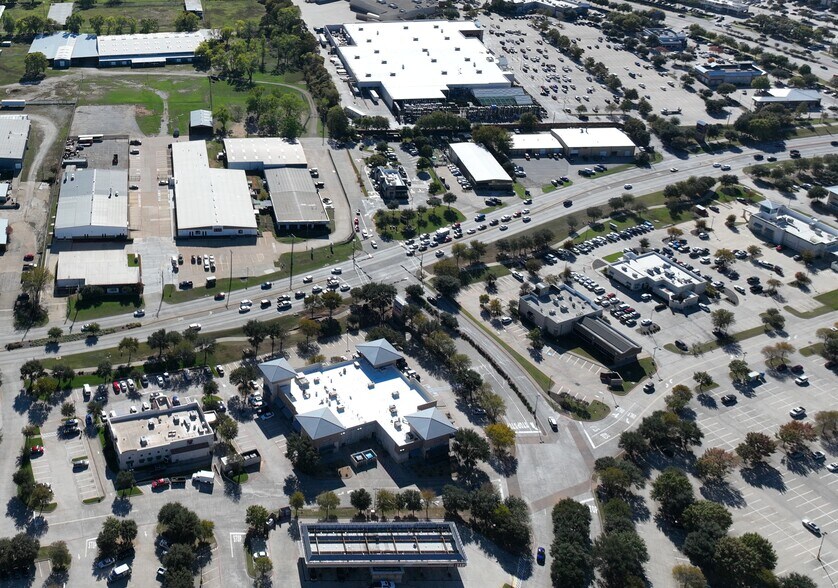 More Photos Of 3105 Justin Rd, Flower Mound Unknown For Lease