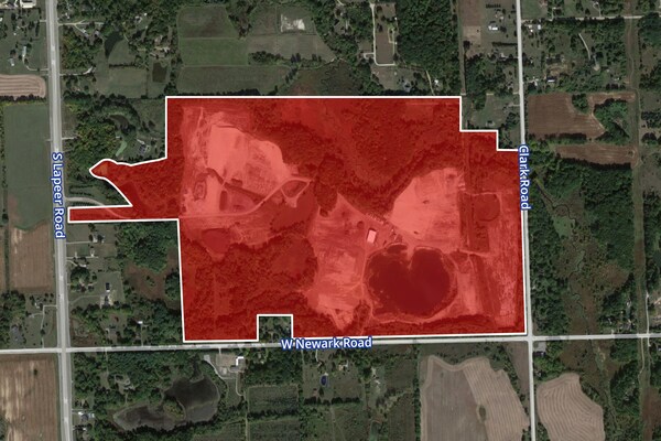 Primary Photo Of 1825 S Lapeer Rd, Lapeer Warehouse For Sale