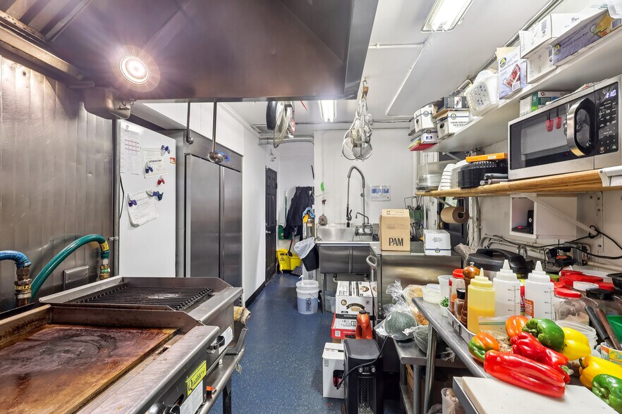 More Photos Of 1600 Hamilton Ave, Hamilton Storefront Retail Residential For Sale