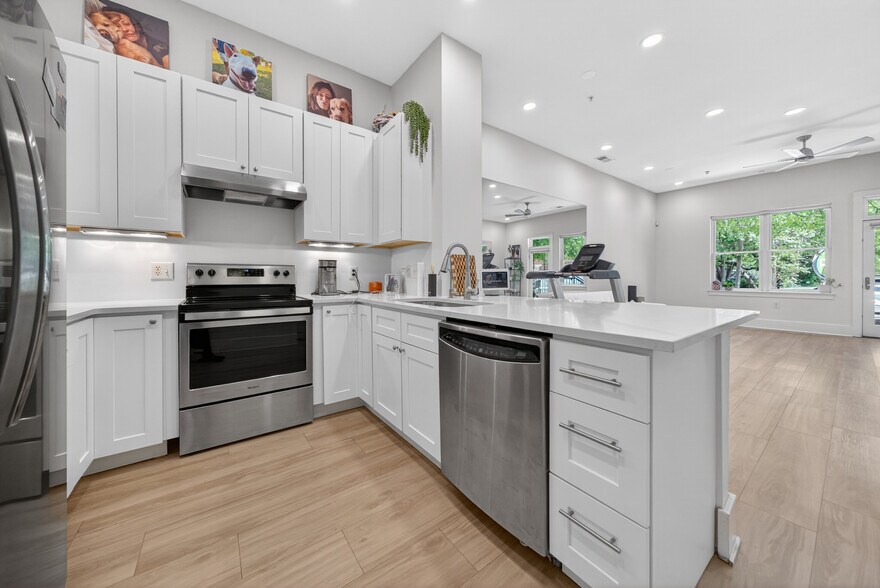 More Photos Of 444 S Blount St, Raleigh Apartments For Sale
