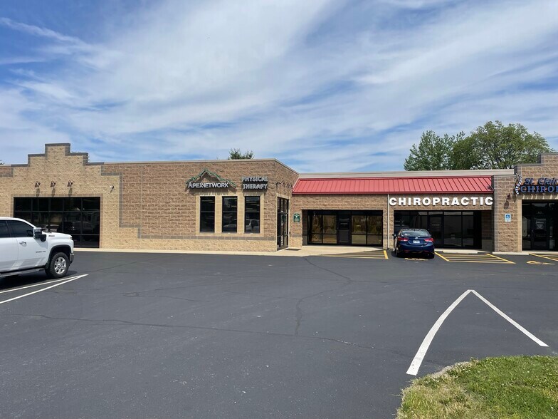 More Photos Of 608 S Jefferson St, Mascoutah General Retail For Lease