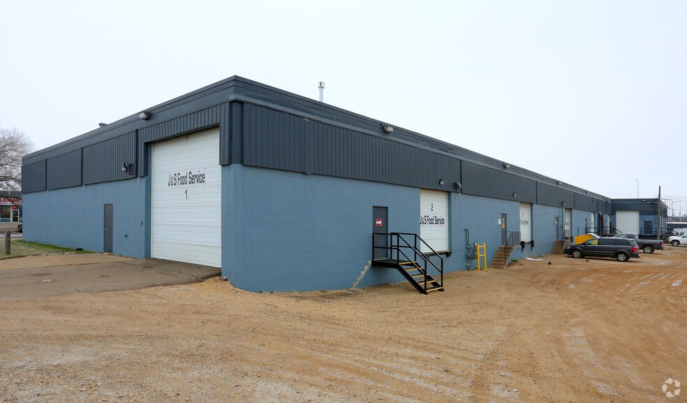 More Photos Of 6040-6044 Gateway Blvd NW, Edmonton Light Distribution For Lease