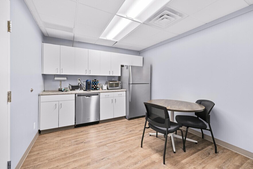 More Photos Of 403 Main St, Buffalo Office For Lease