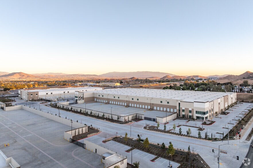 More Photos Of Zeiders Rd, Menifee Unknown For Lease