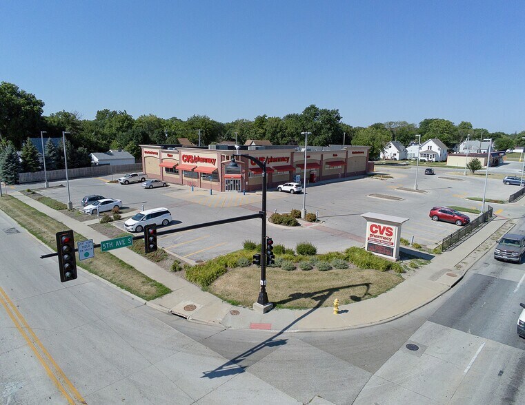 Primary Photo Of 2029 5th Ave N, Fort Dodge Drugstore For Sale