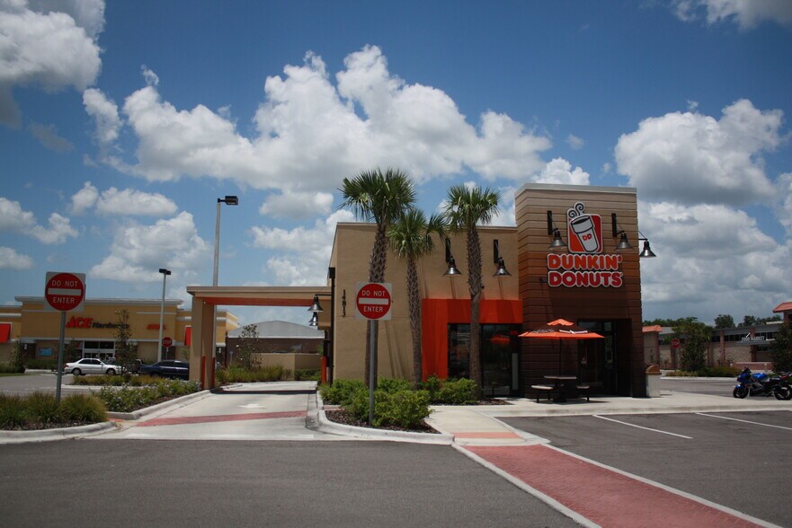 More Photos Of 14807 E Colonial Dr, Orlando Freestanding For Lease