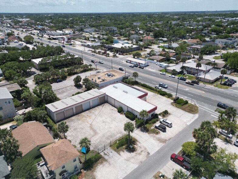More Photos Of 815 S 3rd St, Jacksonville Beach Auto Repair For Lease