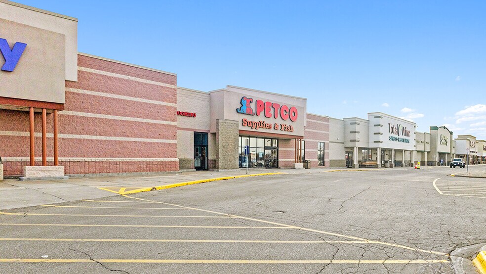 More Photos Of 3300-3550 124th Ave NW, Coon Rapids Unknown For Lease