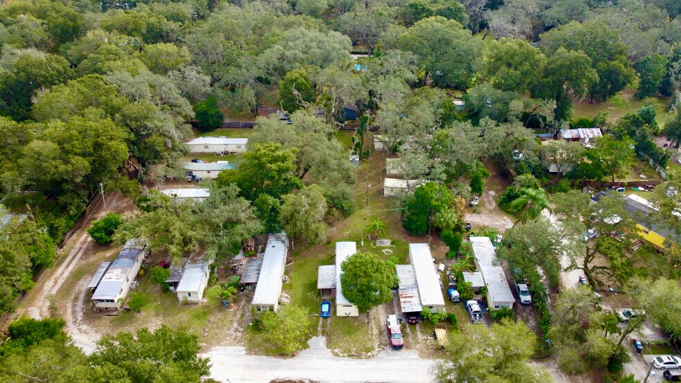 Primary Photo Of 5311 Pine St, Seffner Manufactured Housing Mobile Home Park For Sale