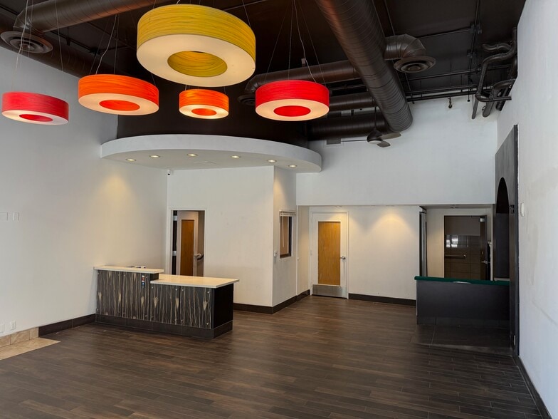 More Photos Of 302-390 11th Ave, San Diego Apartments For Sale