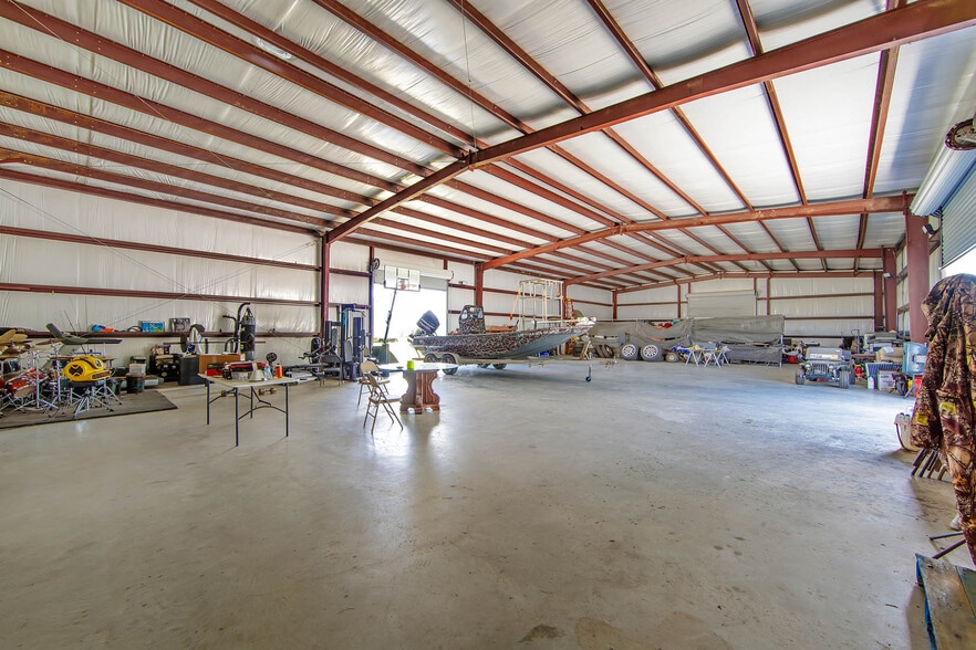 More Photos Of 6813 Bayou Black Dr, Gibson Industrial For Sale