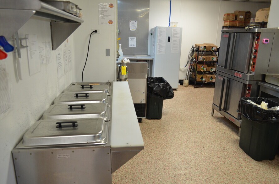 More Photos Of 139 Green St, Bushnell Freestanding For Sale