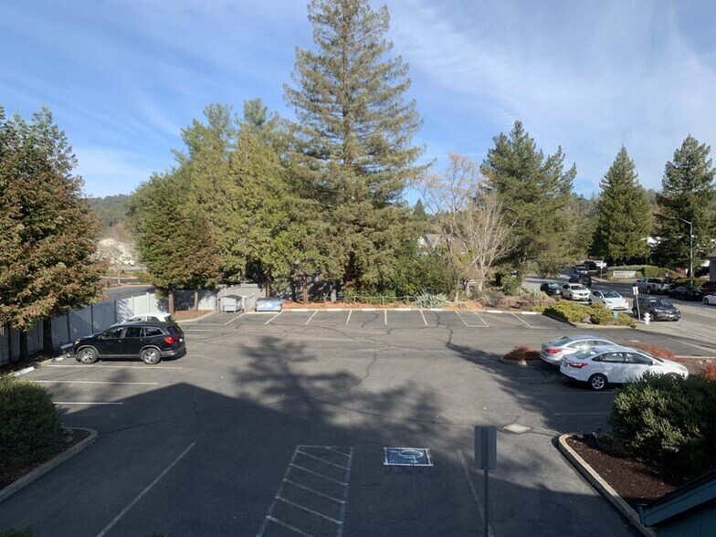 More Photos Of 101 Wikiup Dr, Santa Rosa Office For Lease