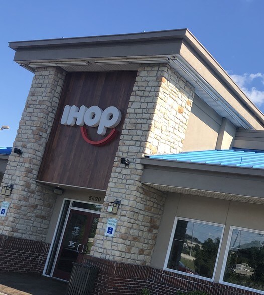 More Photos Of 5420 Target Dr, Antioch Restaurant For Sale