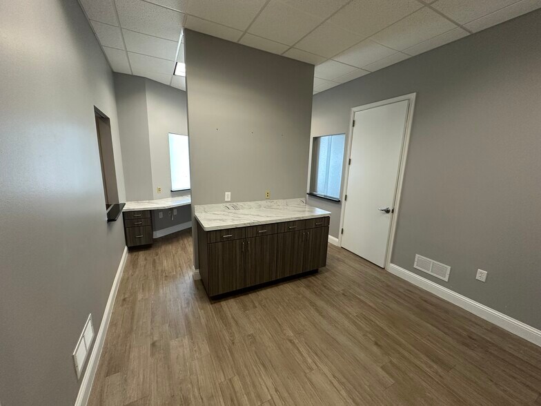More Photos Of 4100 Fairway Dr, Carrollton Medical For Sale