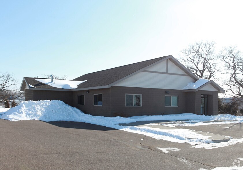 More Photos Of 14391 Azurite St NW, Ramsey Office For Sale