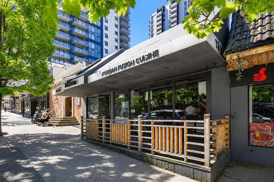 More Photos Of 1536 Robson St, Vancouver Storefront For Sale