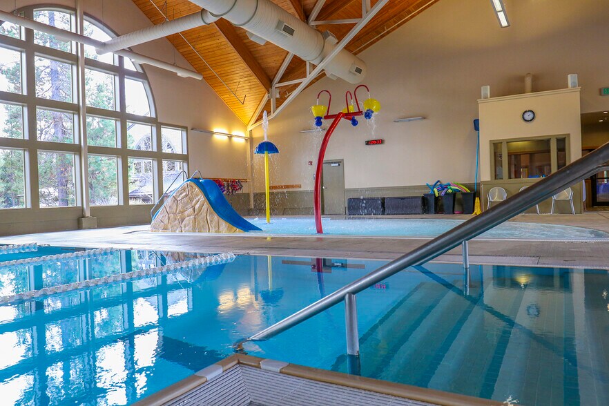 More Photos Of 18135 Cottonwood Rd, Sunriver General Retail For Sale