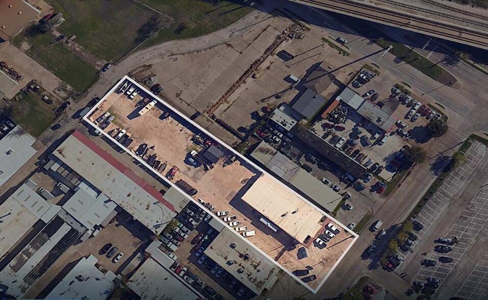 Primary Photo Of 428 S Kirby St, Garland Flex For Lease