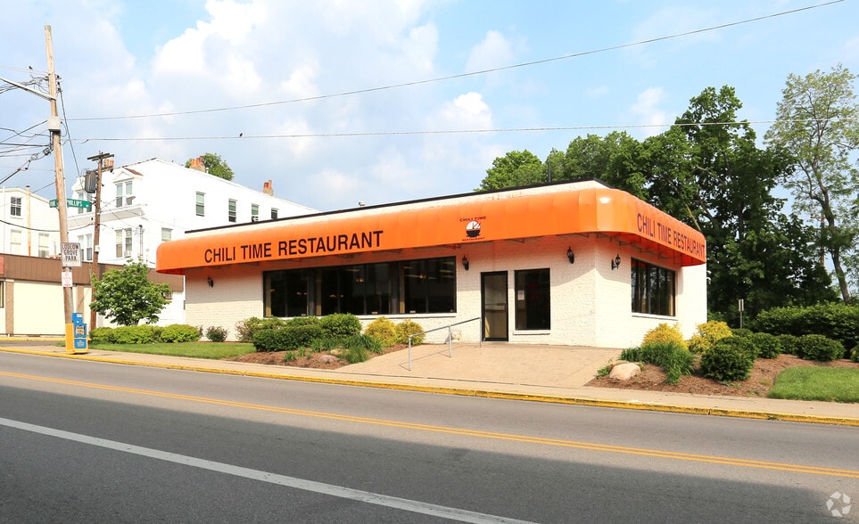 More Photos Of 4727 Vine St, Cincinnati Restaurant For Sale