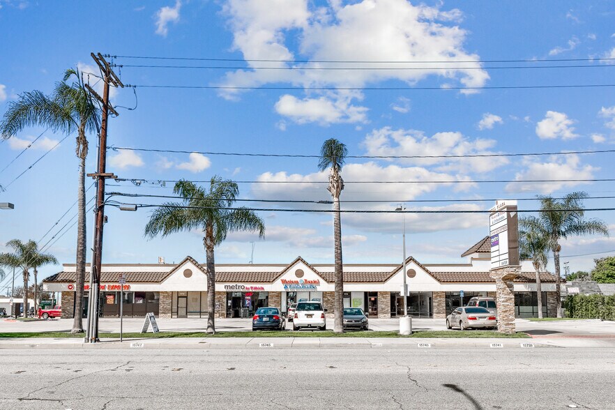 More Photos Of 15737-15751 Bellflower Blvd, Bellflower Unknown For Lease