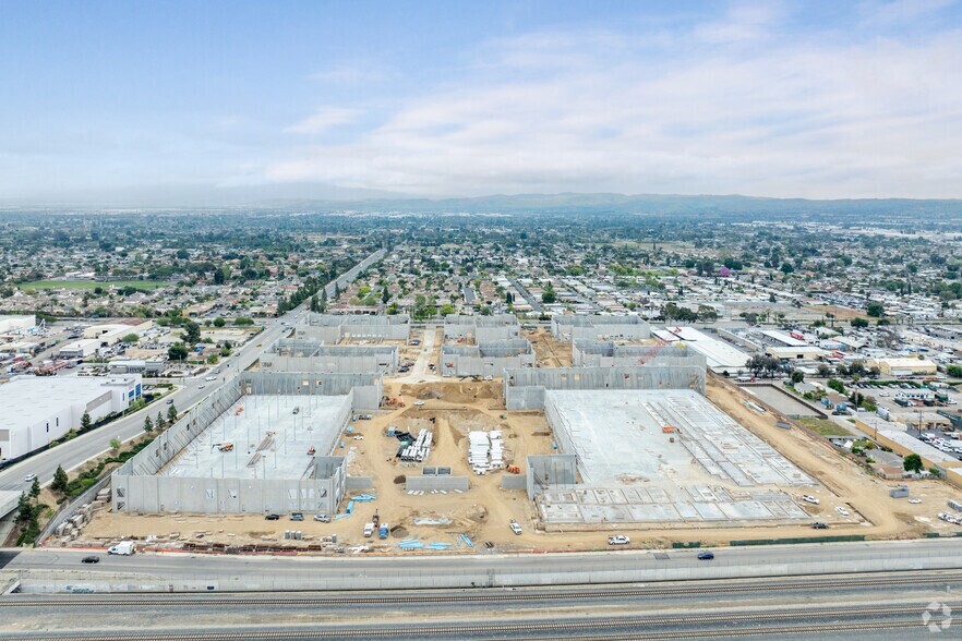 More Photos Of 4486 Mission Blvd, Montclair Warehouse For Sale