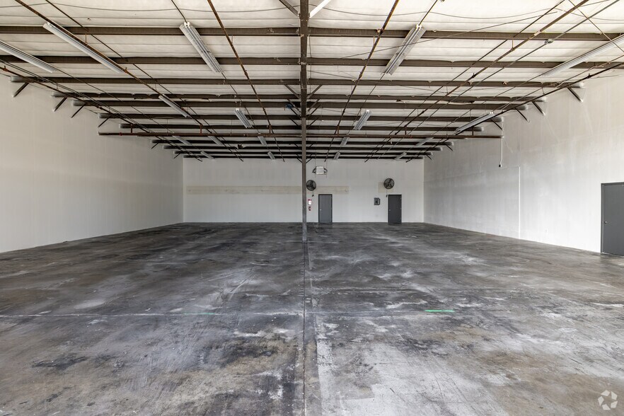 More Photos Of 13190 56th Ct, Clearwater Unknown For Lease