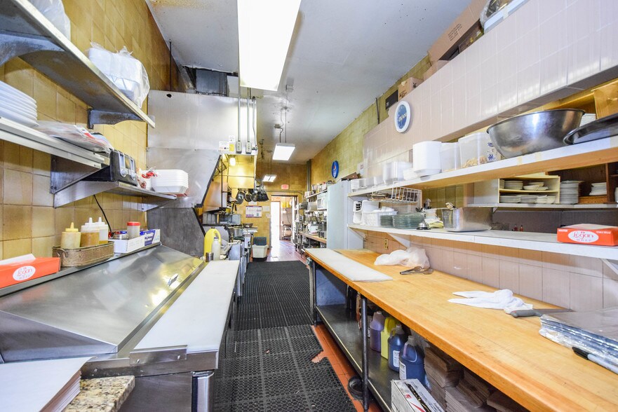 More Photos Of 136 New Jersey Ave, Absecon Restaurant For Sale