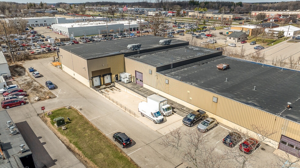 More Photos Of 78 Jackson Plaza, Ann Arbor Warehouse For Lease