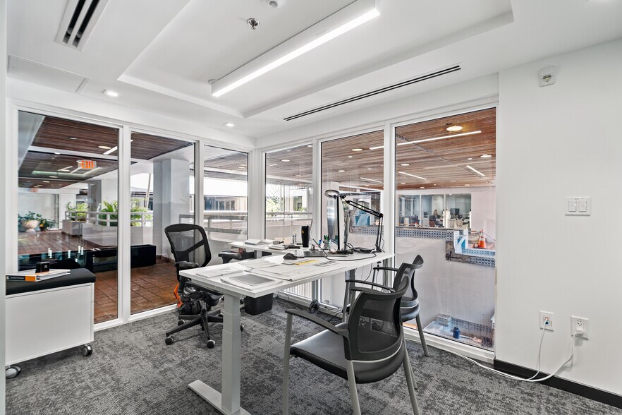 More Photos Of 2801 Florida Ave, Miami Apartments For Lease