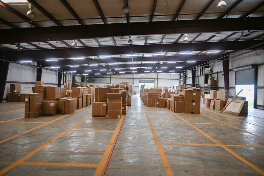 More Photos Of 7220 Governors West NW, Huntsville Industrial For Sale