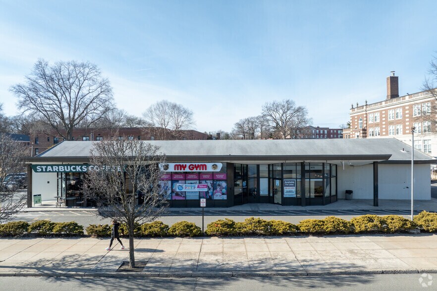 More Photos Of 1030 W Boston Post Rd, Mamaroneck Storefront For Lease