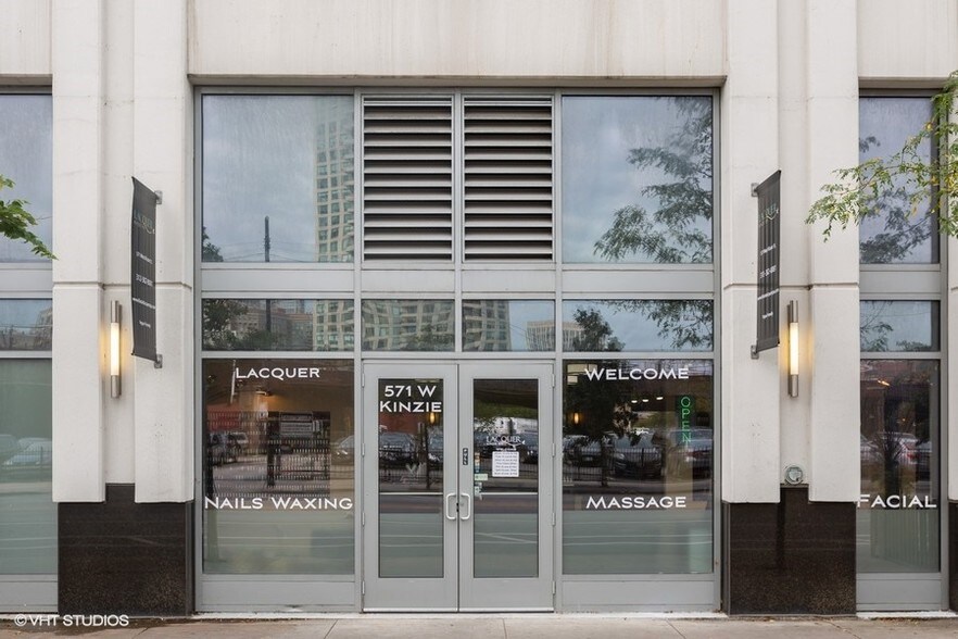 More Photos Of 555 W Kinzie St, Chicago Apartments For Lease
